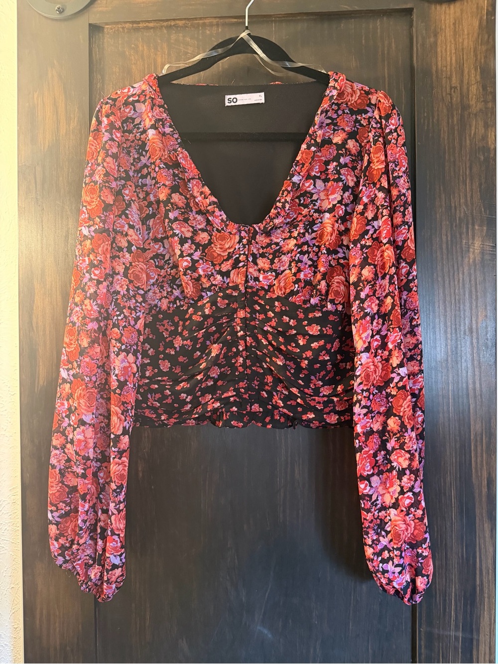 SO Red/Pink/Black Floral V-Neck Long Sleeve Crop Top